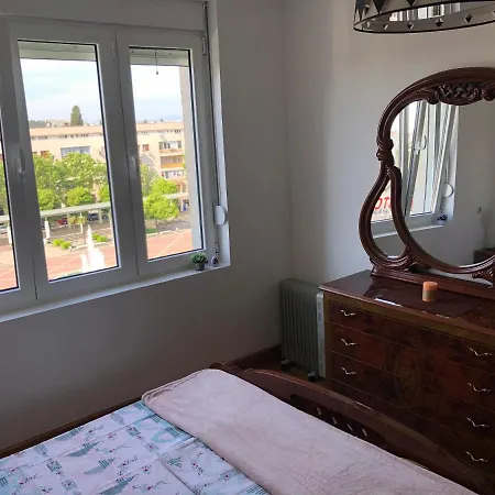 Square Apartment Podgorica